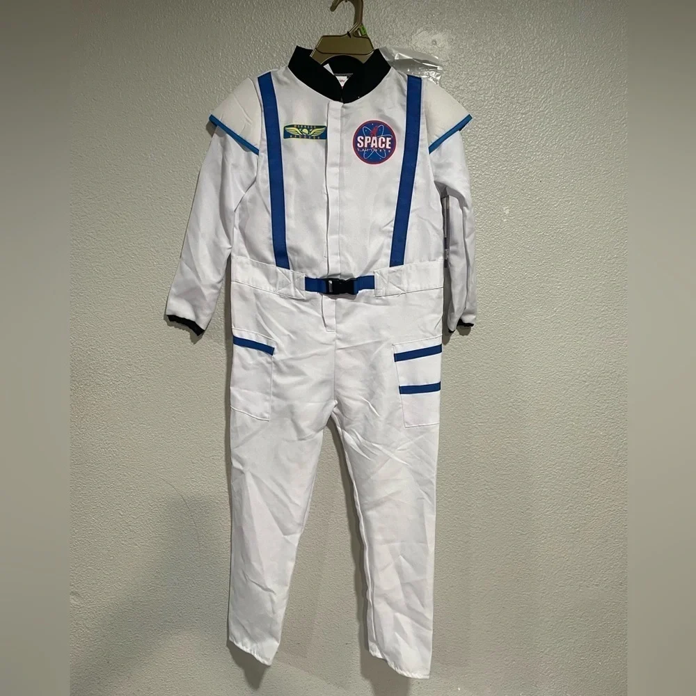 MEMBERS MARK kids Astronaut Halloween space costume with backpack